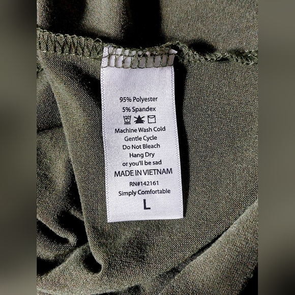 Solid Green Lularoe Irma Size Large - Picture 7 of 7